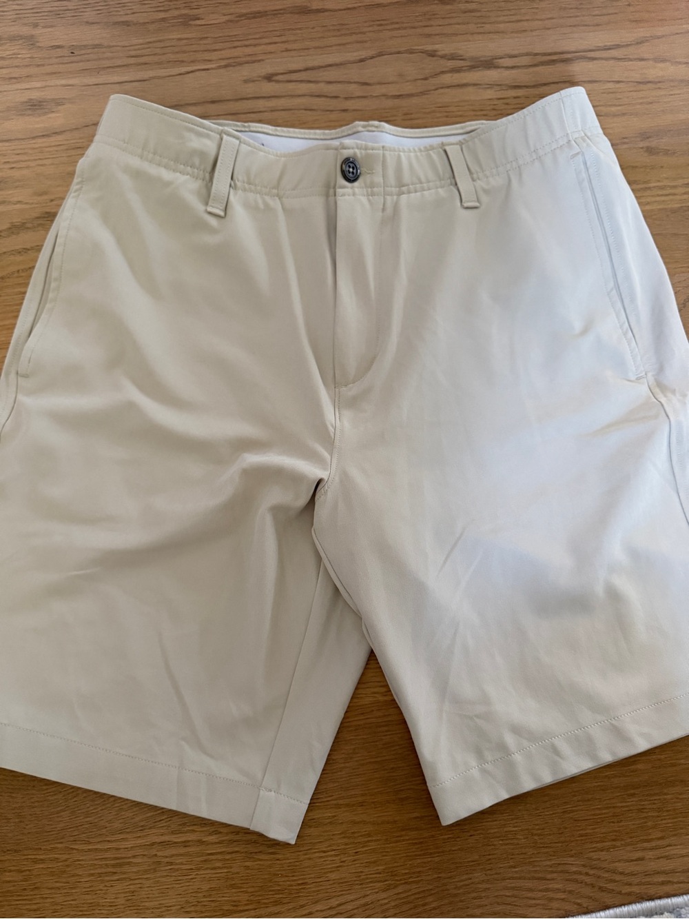 Under Armour Men's Flat Front Chino Shorts - Cream